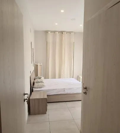 Garibaldi Guest house Naples